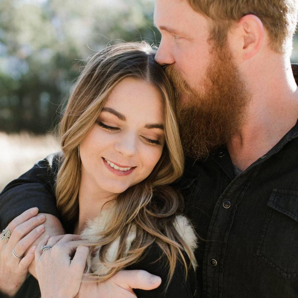 Meet your Posher, Hallie